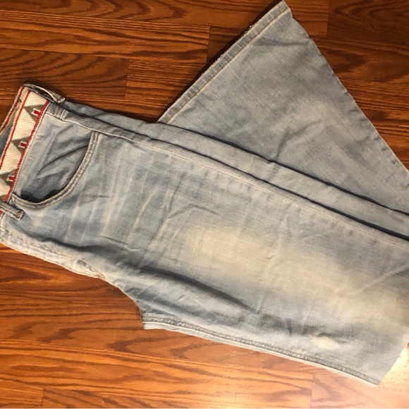 Free People The Perfect Vintage Flare Jean Embroidered Waistband Size 31 - Picture 8 of 9
